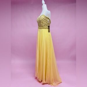 Elegant Mac Duggal Yellow Evening Gown